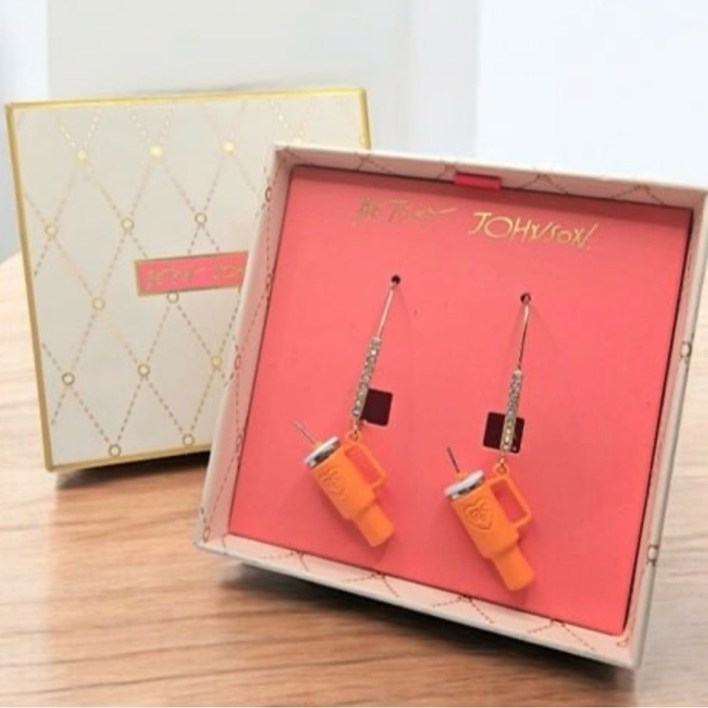 Betsy Johnson Orange tumbler Dangle Earrings
